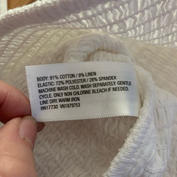 UNIVERSAL THREAD Smocked Tie Around Neck Bright White Crop Tube Top NWT‎ - Picture 9 of 9